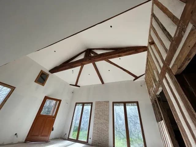 Plafond rampant et peinture